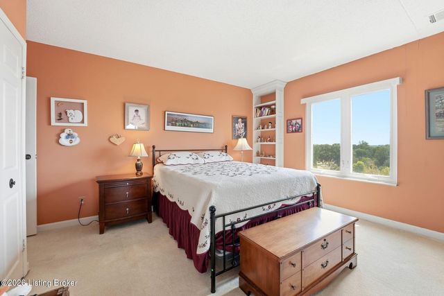 5100 US Highway 42 1112, Louisville, KY 40241