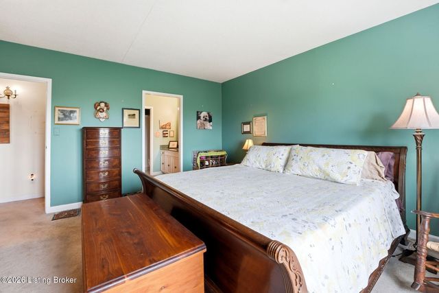 5100 US Highway 42 1112, Louisville, KY 40241