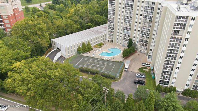 5100 US Highway 42 1112, Louisville, KY 40241