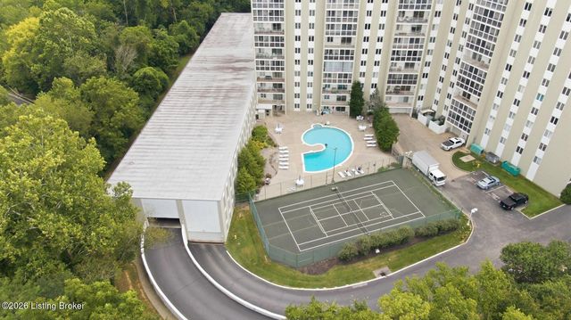 5100 US Highway 42 1112, Louisville, KY 40241
