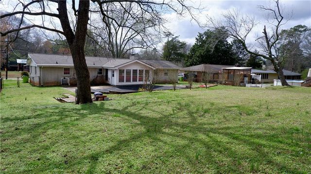 1920 Silver Creek Drive, Austell, GA 30168