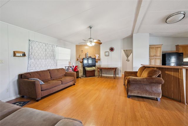 4000 Dee Drive, Terrell, TX 75160