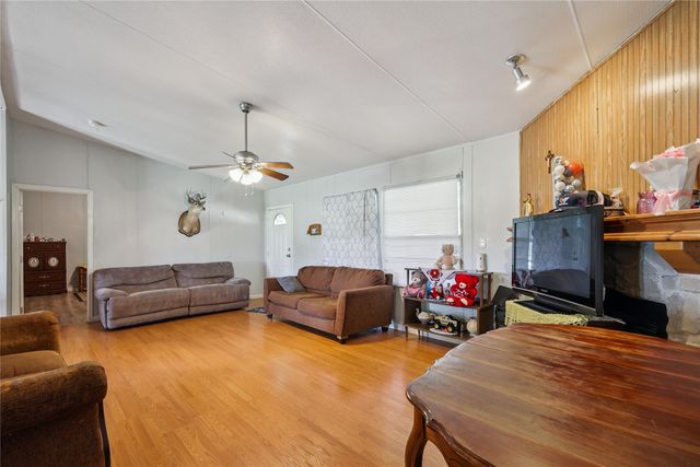 4000 Dee Drive, Terrell, TX 75160