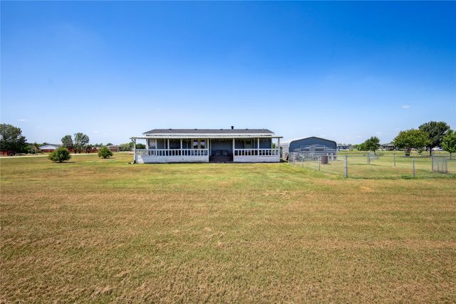 4000 Dee Drive, Terrell, TX 75160