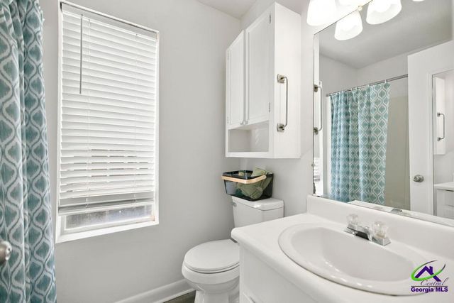 140 Stoneridge Drive, Warner Robins, GA 31088