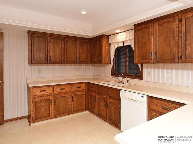 1913 E 16th Street, Fremont, NE 68025