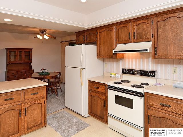 1913 E 16th Street, Fremont, NE 68025
