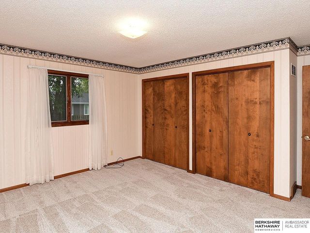 1913 E 16th Street, Fremont, NE 68025