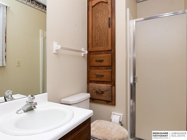 1913 E 16th Street, Fremont, NE 68025