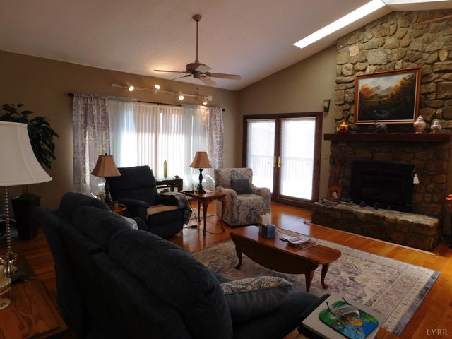 320 Ruth Drive, Madison Heights, VA 24572