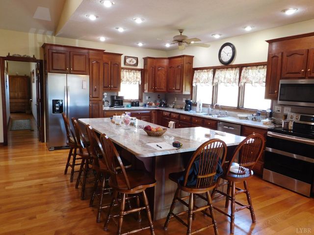 320 Ruth Drive, Madison Heights, VA 24572