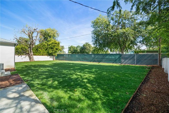 6714 Jellico, Lake Balboa, CA 91406