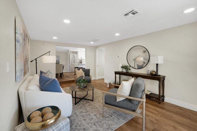 1713 Pennsylvania Ave, West Sacramento, CA 95691