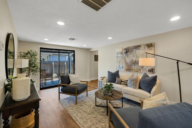 1713 Pennsylvania Ave, West Sacramento, CA 95691