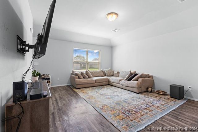 15040 S 284th East Avenue, Coweta, OK 74429