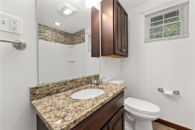 220 Amity Road, Ross Twp, PA 15116
