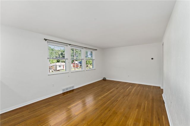 220 Amity Road, Ross Twp, PA 15116