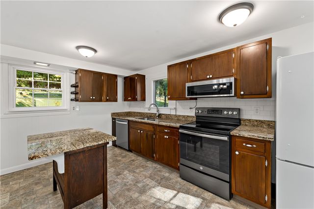 220 Amity Road, Ross Twp, PA 15116