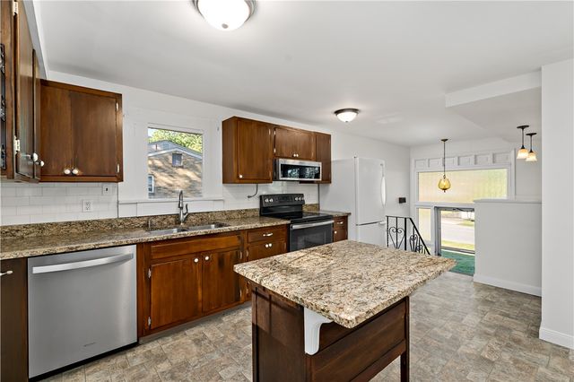 220 Amity Road, Ross Twp, PA 15116