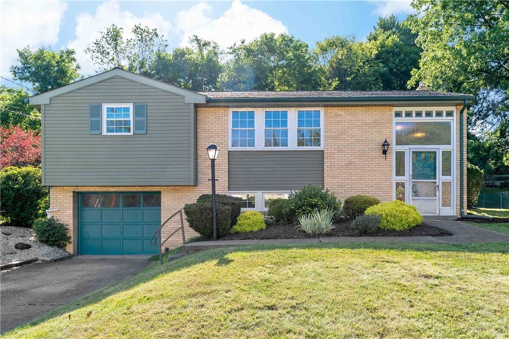 220 Amity Road, Ross Twp, PA 15116