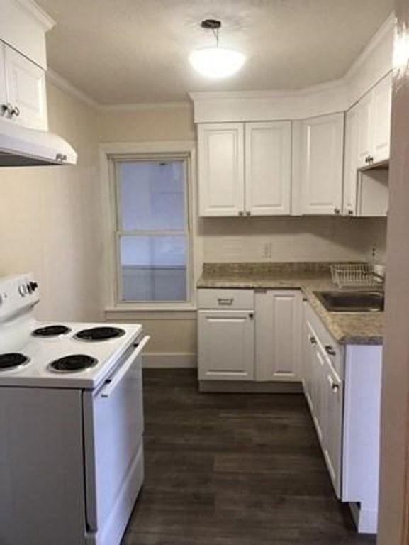 452 Main Street 7, Melrose, MA 02176