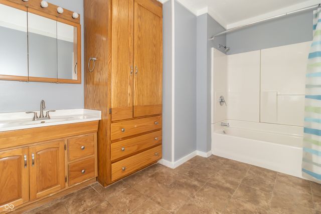 417 N Franklin Street, Knightstown, IN 46148