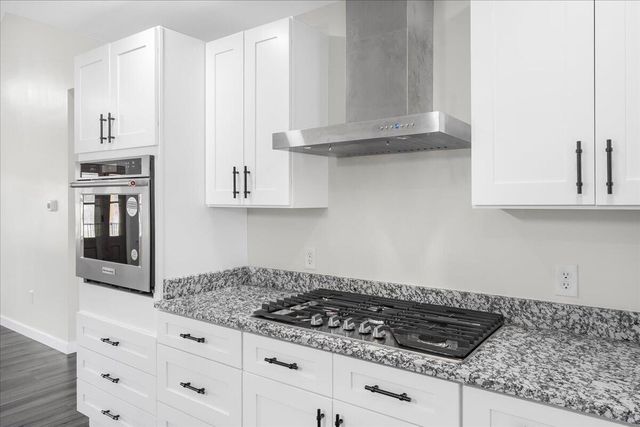 111 Galen Court, Clay City, KY 40312