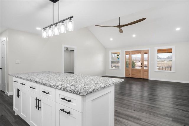 111 Galen Court, Clay City, KY 40312