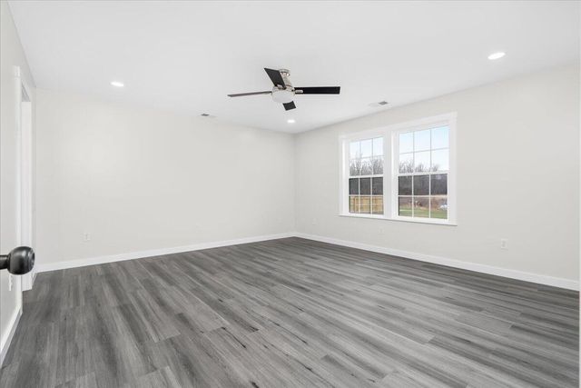 111 Galen Court, Clay City, KY 40312