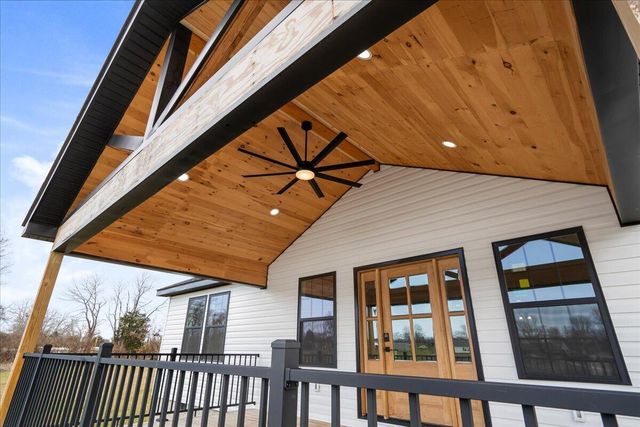 111 Galen Court, Clay City, KY 40312