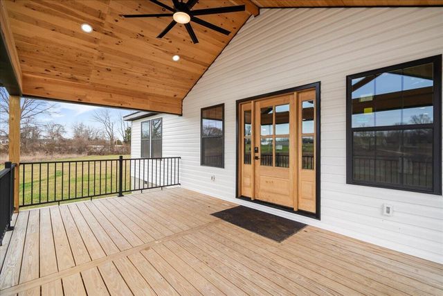 111 Galen Court, Clay City, KY 40312