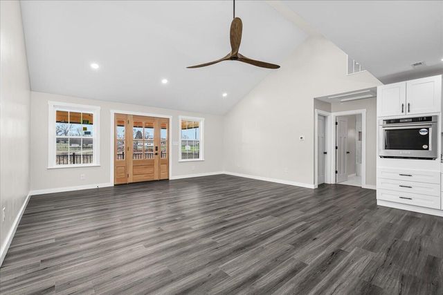 111 Galen Court, Clay City, KY 40312