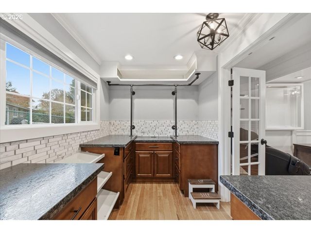 1299 MARSHALL Dr, Salem, OR 97302