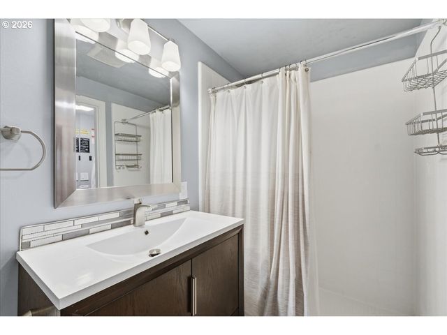 1299 MARSHALL Dr, Salem, OR 97302