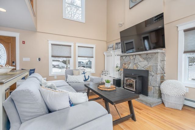 10 Association Drive, Northwood, NH 03261