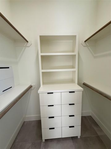 1815 Mckee Street B, Houston, TX 77009