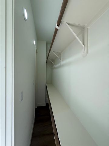 1815 Mckee Street B, Houston, TX 77009