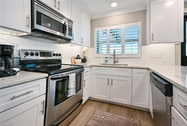 3200 Gulf Shore BLVD N 308, Naples, FL 34103