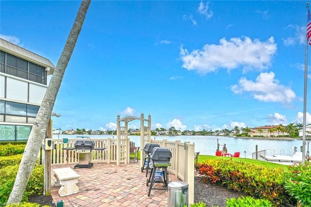3200 Gulf Shore BLVD N 308, Naples, FL 34103