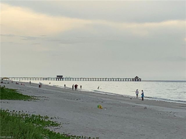 3200 Gulf Shore BLVD N 308, Naples, FL 34103