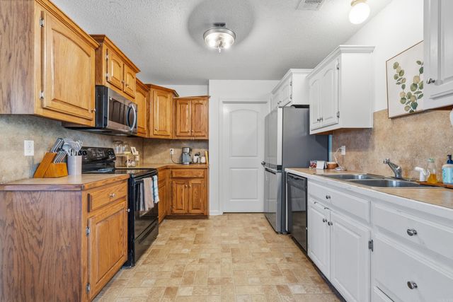 4828 Tall Grass Drive, Benton, AR 72019