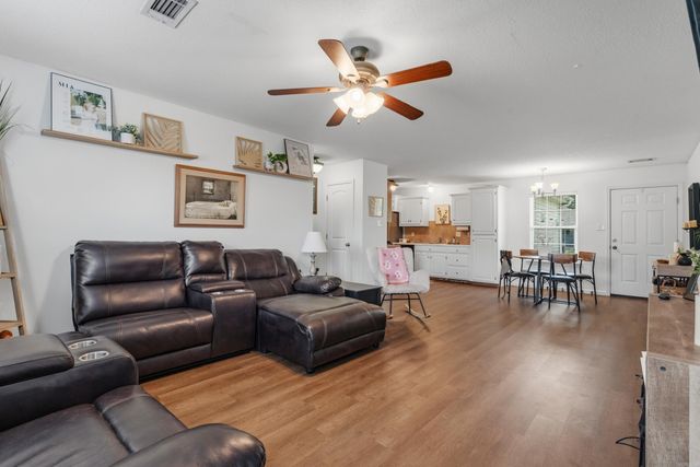 4828 Tall Grass Drive, Benton, AR 72019