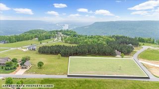 215 Deer Run Drive Jh215, Jasper, TN 37347
