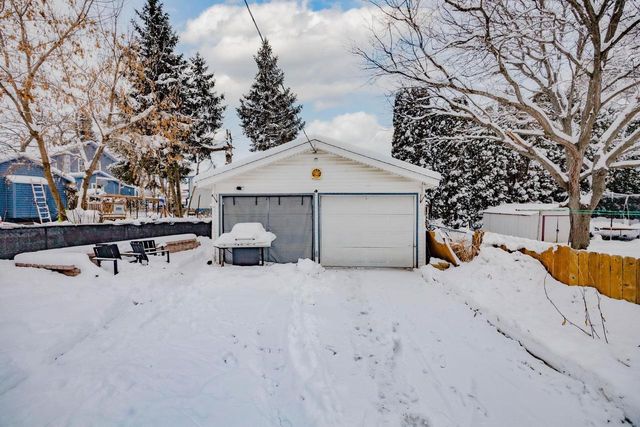 17 Windsor Court, Milton, WI 53563