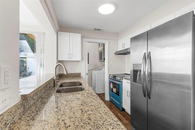 5710 NW 68th Terrace, Tamarac, FL 33321