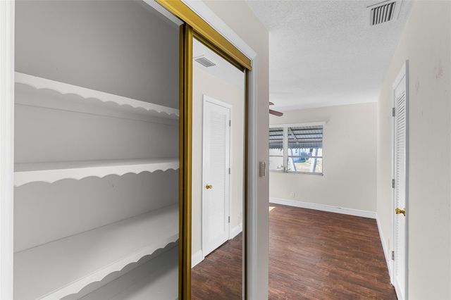 5710 NW 68th Terrace, Tamarac, FL 33321