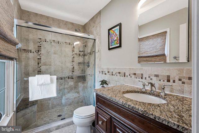 1606 BLACKSMITH LN, Herndon, VA 20170