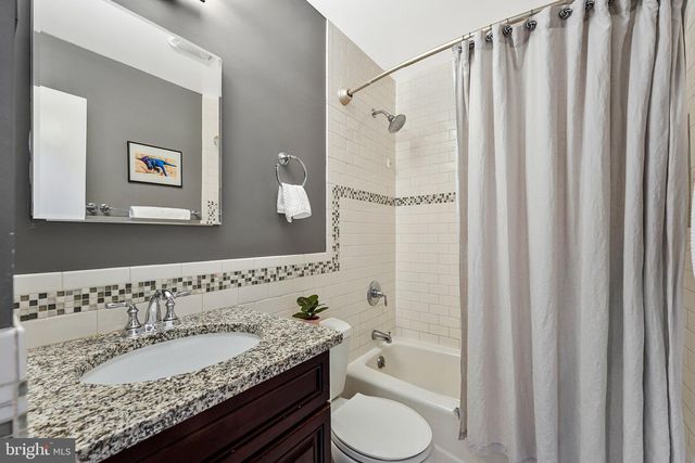 1606 BLACKSMITH LN, Herndon, VA 20170