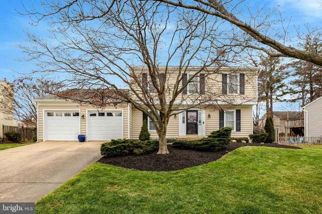 1606 BLACKSMITH LN, Herndon, VA 20170