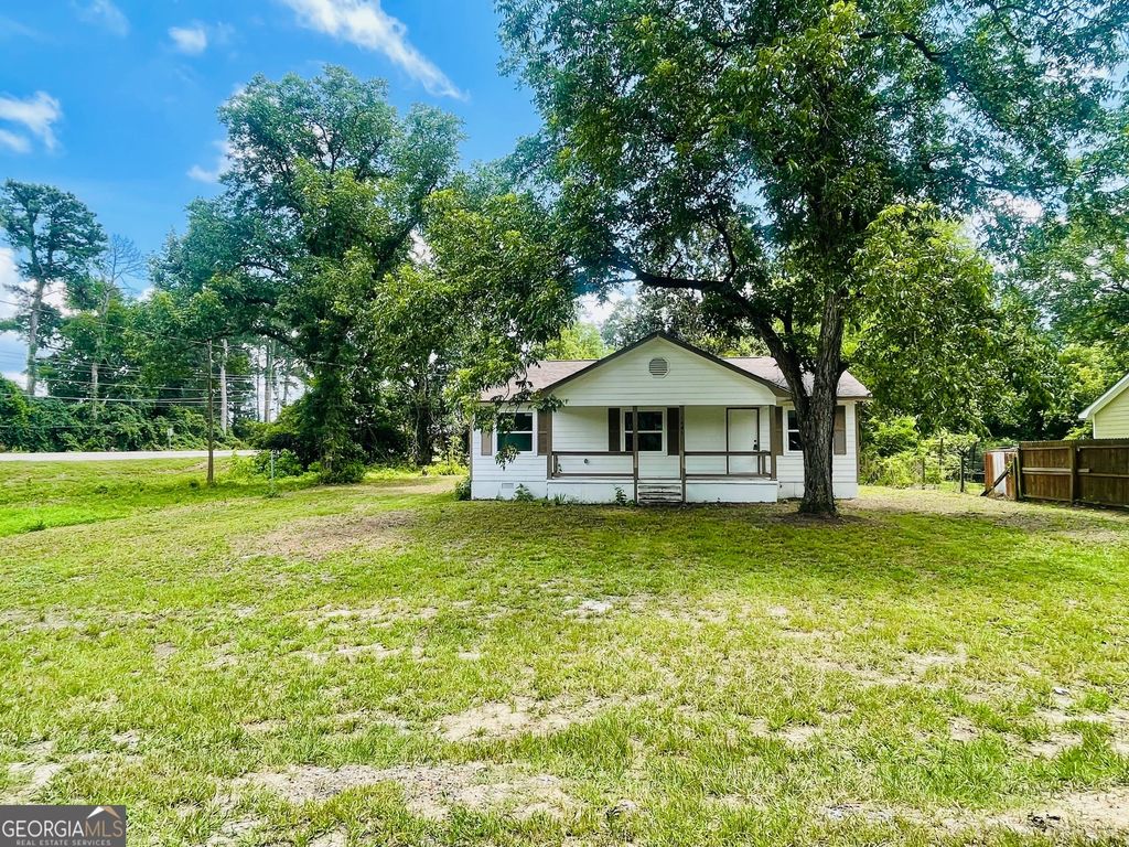 1995 Crooms Drive, Macon, GA 31217
